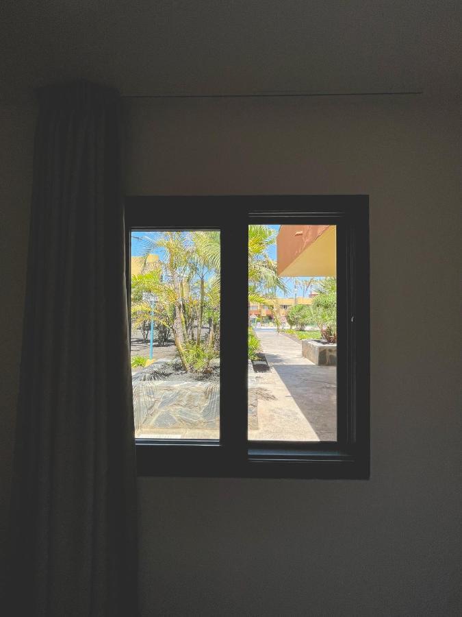 Seaside Apartment Corralejo : A Cozy Holiday Home In A Peaceful Well Located Green Complex Kültér fotó